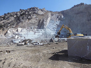 日照华航矿业有限公司莒县吕家崮西东山矿区建筑用花岗岩矿 安全设施竣工验收评价报告